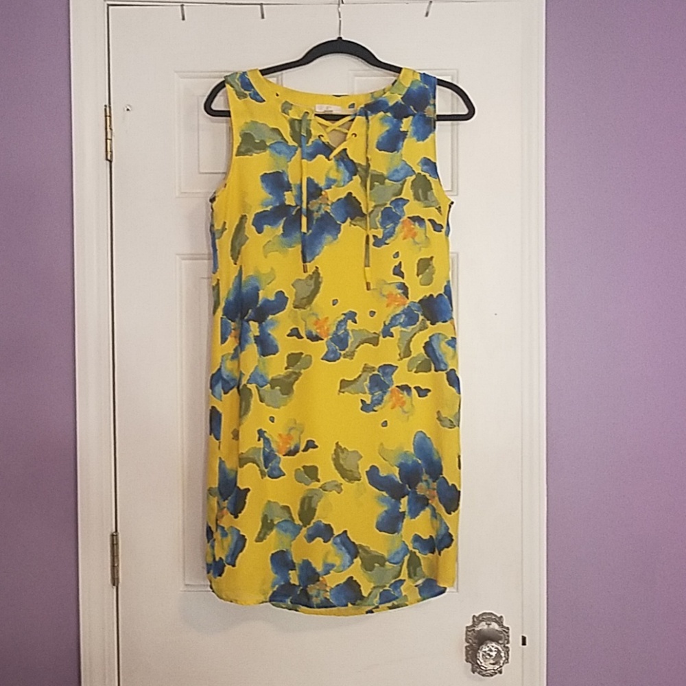 Yellow dress